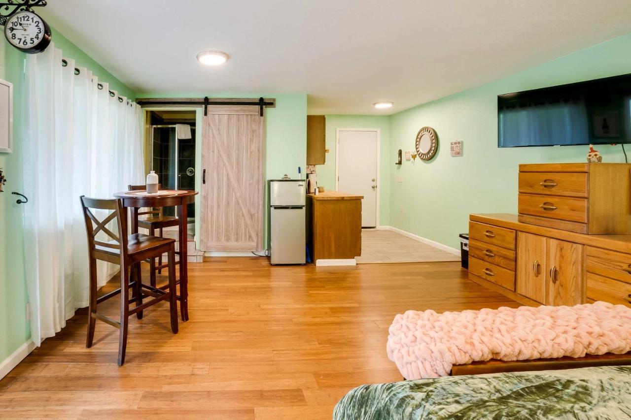 Soothing Studio With Lush Views 2 Mi To Beach! Smith River Exterior photo